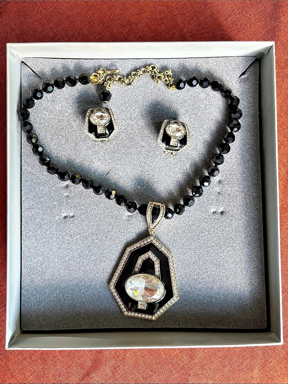 HEIDI DAUS Crystal Confidential Necklace and Earrings Set Black & Gold Necklace